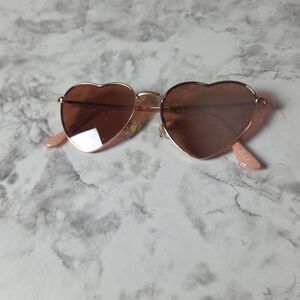Foster Grant Heart Sunglasses